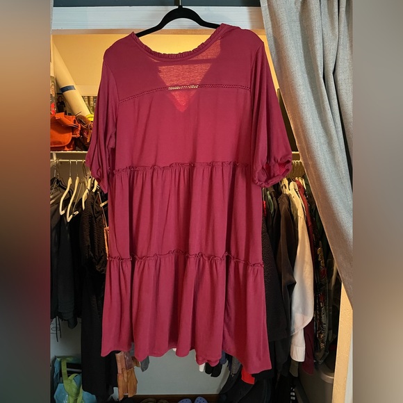 Short sleeve ruffled dress - Picture 2 of 2